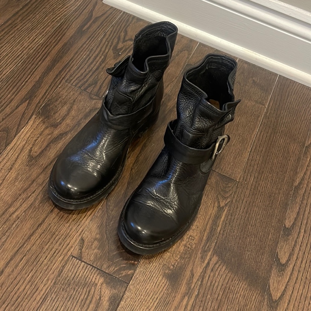 Women's Short Frye Boots